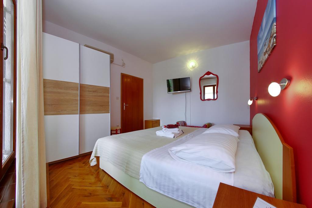 Rooms & Apartments Soline Nuove Biograd Na Moru Exterior photo